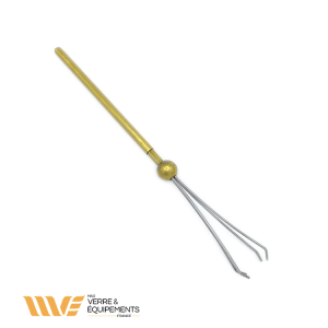 Small brass holding claws